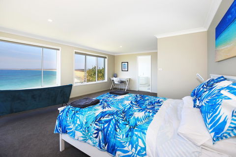 Neptune I Absolute Beachfront I Stunning Views - Lightning Ridge Tourism 11