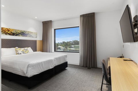 Quality Hotel Rules Club Wagga - Lightning Ridge Tourism 7
