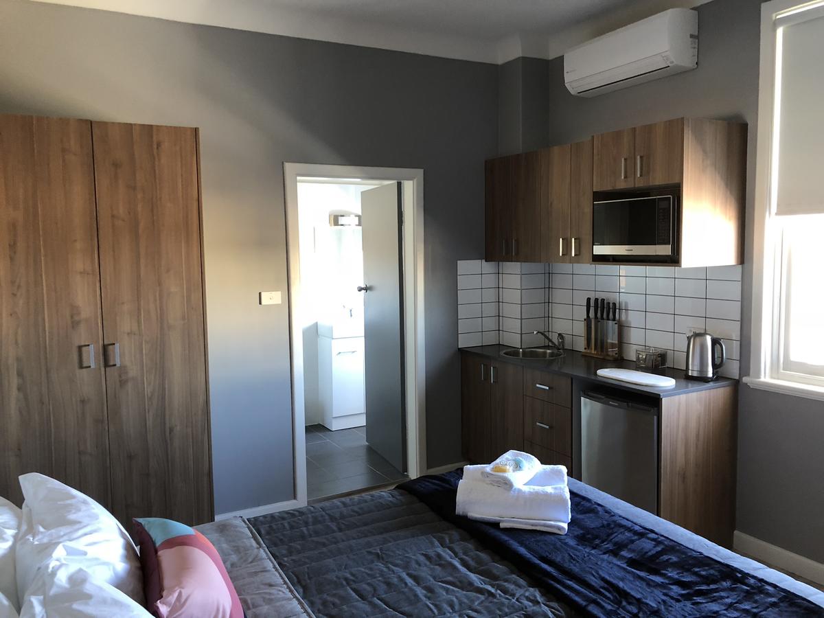 Lightning Ridge Tourism