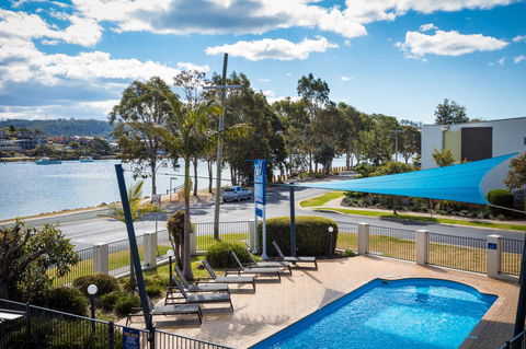 Sails Luxury Apartments Merimbula - Lightning Ridge Tourism 1