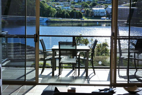 Sails Luxury Apartments Merimbula - Lightning Ridge Tourism 0