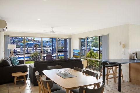 Sails Luxury Apartments Merimbula - Lightning Ridge Tourism 11