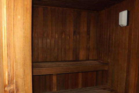 Fiori Apartments - Lightning Ridge Tourism 31