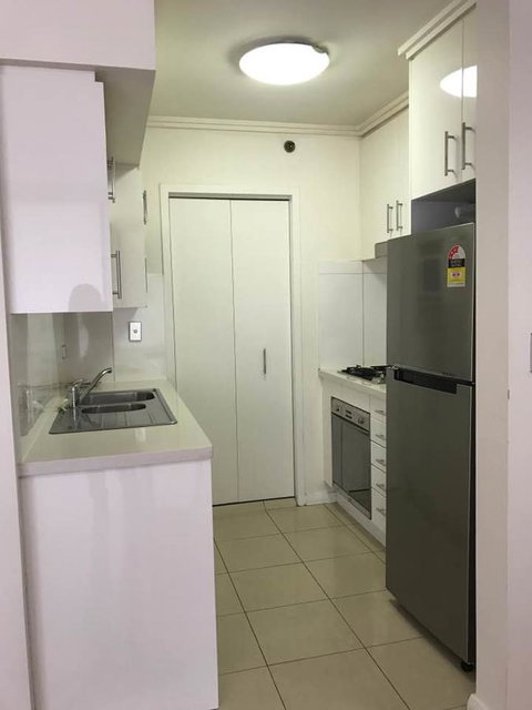 Fiori Apartments - Lightning Ridge Tourism 19