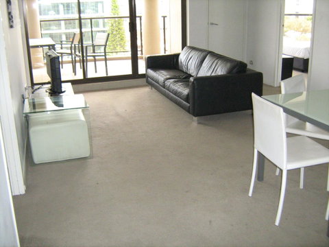 Fiori Apartments - Lightning Ridge Tourism 4