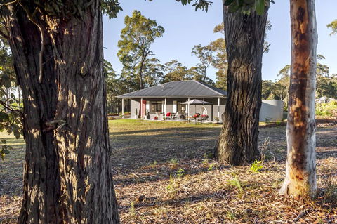 The Woods Farm Jervis Bay - Lightning Ridge Tourism 21