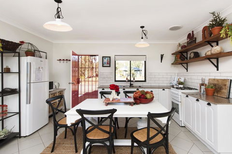 The Woods Farm Jervis Bay - Lightning Ridge Tourism 24