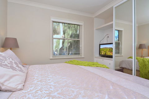 Villa 3br Chianti Villa Located Within Cypress Lakes Resort - Lightning Ridge Tourism 14