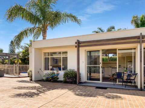 Seashells Apartments Merimbula - Lightning Ridge Tourism 6