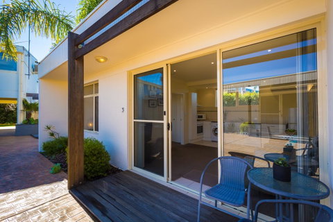 Seashells Apartments Merimbula - Lightning Ridge Tourism 20