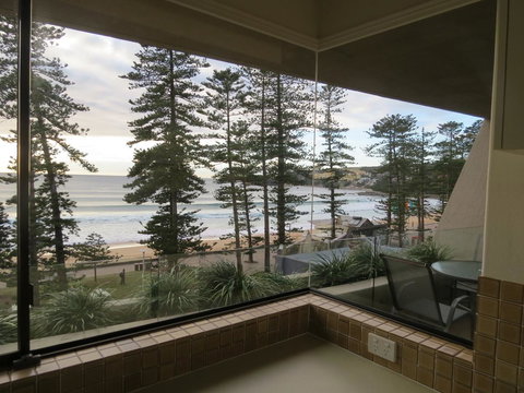 Manly Paradise Motel & Apartments - Lightning Ridge Tourism 36