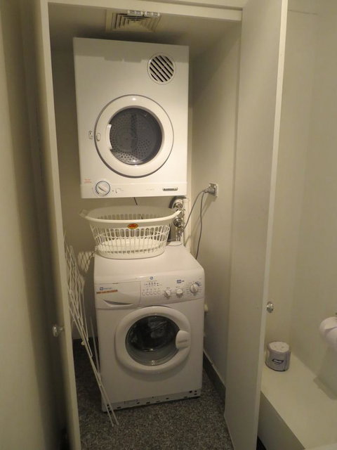 Manly Paradise Motel & Apartments - Lightning Ridge Tourism 24