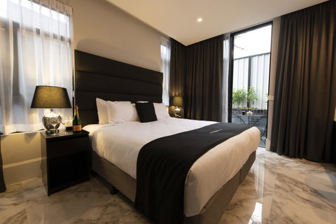 Holiday Inn & Suites - Parramatta Marsden Street, An IHG Hotel - Lightning Ridge Tourism 4