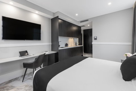 Holiday Inn & Suites - Parramatta Marsden Street, An IHG Hotel - Lightning Ridge Tourism 19
