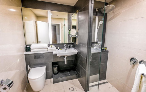 The Grace Hotel - Lightning Ridge Tourism 26