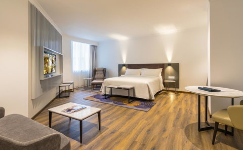 The Grace Hotel - Lightning Ridge Tourism 5