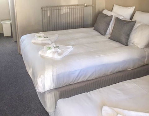 Commercial Hotel Motel Lithgow - Lightning Ridge Tourism 20