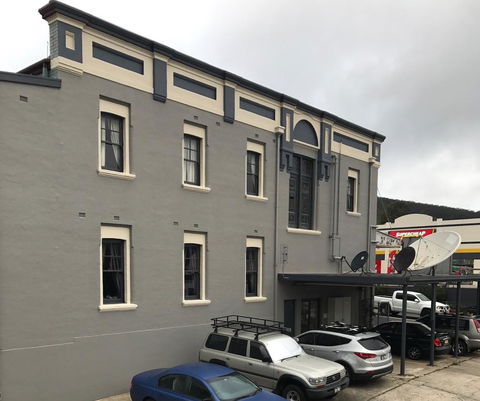 Commercial Hotel Motel Lithgow - Lightning Ridge Tourism 2