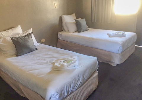 Commercial Hotel Motel Lithgow - Lightning Ridge Tourism 29