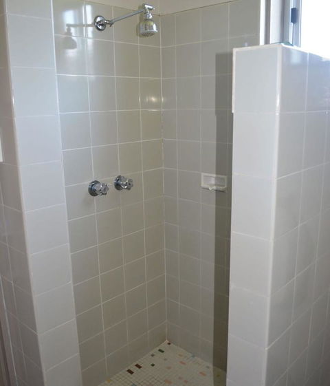 Commercial Hotel Motel Lithgow - Lightning Ridge Tourism 23