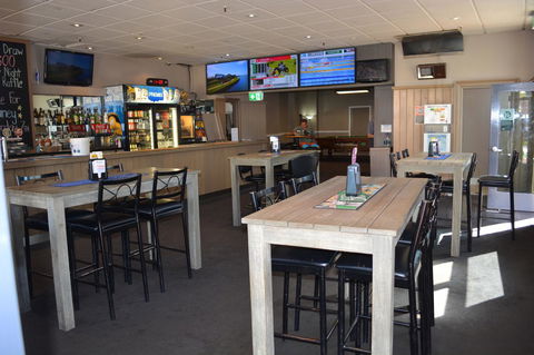 Commercial Hotel Motel Lithgow - Lightning Ridge Tourism 4