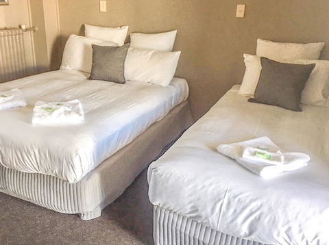 Commercial Hotel Motel Lithgow - Lightning Ridge Tourism 7