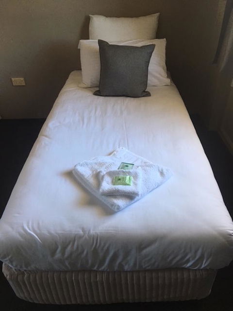 Commercial Hotel Motel Lithgow - Lightning Ridge Tourism 28