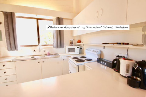 Full Circle Apartments - Lightning Ridge Tourism 28