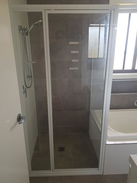 Golden Hill Cottage - Lightning Ridge Tourism 4