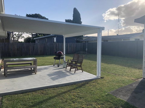 Golden Hill Cottage - Lightning Ridge Tourism 19