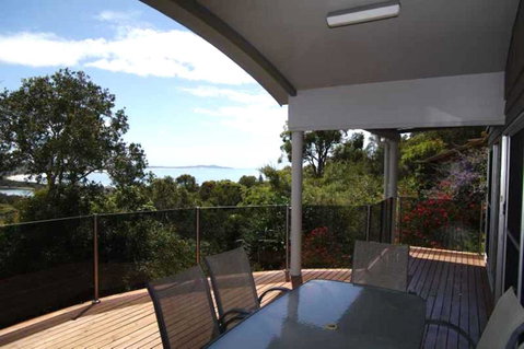 Coastwatch, 26 Comara Terrace - Lightning Ridge Tourism 1