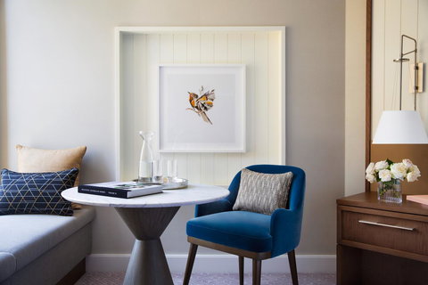 Four Seasons Hotel Sydney - Lightning Ridge Tourism 6