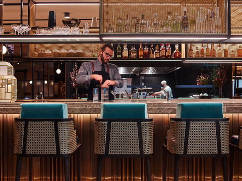 Four Seasons Hotel Sydney - Lightning Ridge Tourism 41