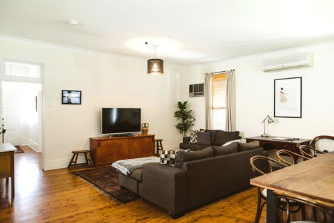 Morpeth Cottage - Lightning Ridge Tourism 2