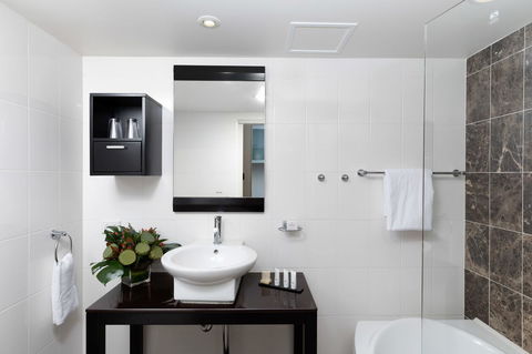 Rydges Mount Panorama Bathurst - Lightning Ridge Tourism 22