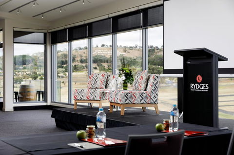 Rydges Mount Panorama Bathurst - Lightning Ridge Tourism 35