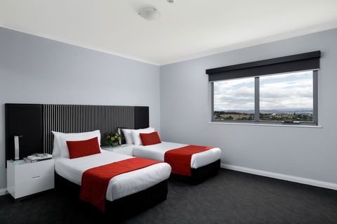 Rydges Mount Panorama Bathurst - Lightning Ridge Tourism 5