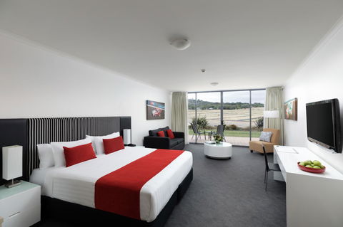 Rydges Mount Panorama Bathurst - Lightning Ridge Tourism 18