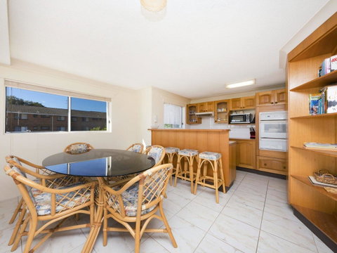 2 The Breckenridge - Lightning Ridge Tourism 10