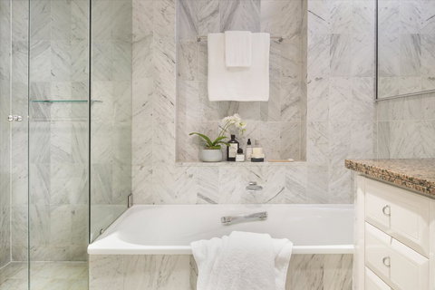 The Sebel Quay West Suites Sydney - Lightning Ridge Tourism 25