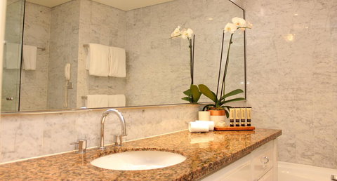 The Sebel Quay West Suites Sydney - Lightning Ridge Tourism 26