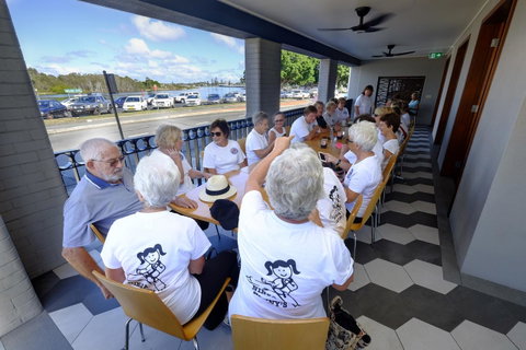 Lakes And Ocean Hotel Forster - Lightning Ridge Tourism 6