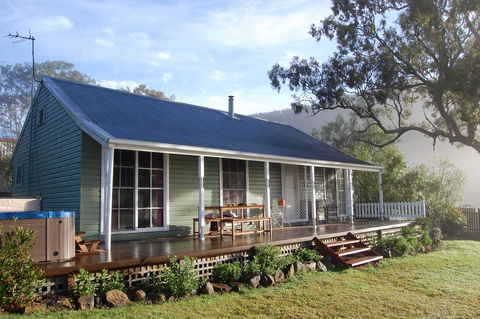 Cadair Cottages - Lightning Ridge Tourism 0