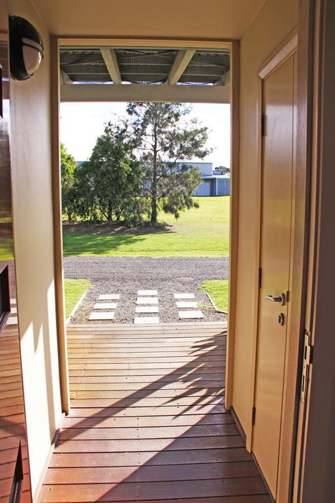 Adina Vineyard - Lightning Ridge Tourism 13