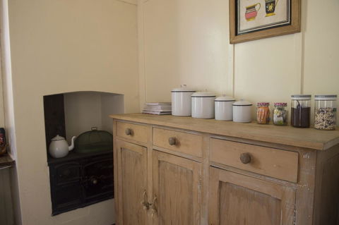 Hillview Heritage Hotel - Lightning Ridge Tourism 3