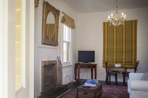 Hillview Heritage Hotel - Lightning Ridge Tourism 20
