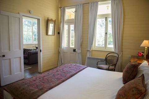 Hillview Heritage Hotel - Lightning Ridge Tourism 6