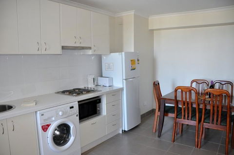 Accommodation Sydney - Hyde Park Plaza 38 College St Sydney - Lightning Ridge Tourism 11