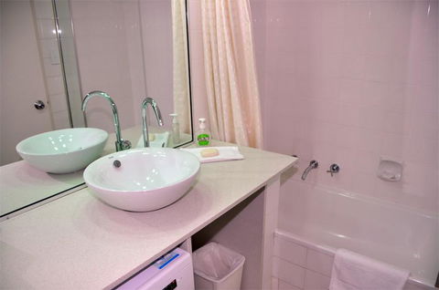 Accommodation Sydney - Hyde Park Plaza 38 College St Sydney - Lightning Ridge Tourism 19