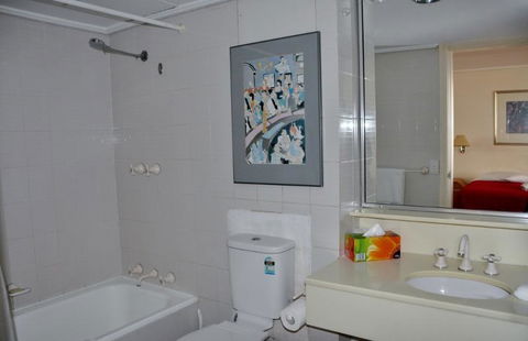 Accommodation Sydney - Hyde Park Plaza 38 College St Sydney - Lightning Ridge Tourism 28